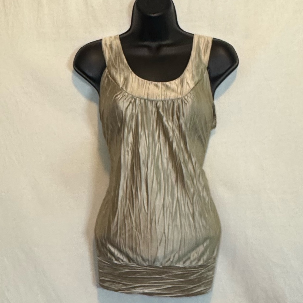 H-6 BCX Vintage Cream Sleeveless‎ Pullover Cut out Back Summer Blouse Size M